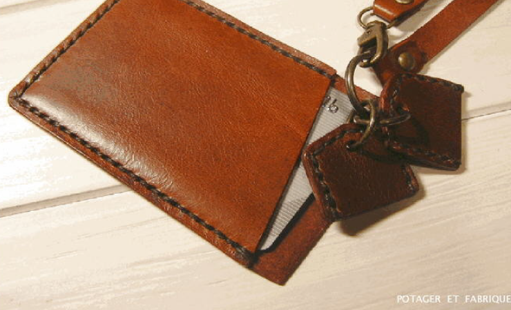 キーケース（3キャップ&カード）