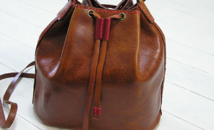 巾着型ポシェット